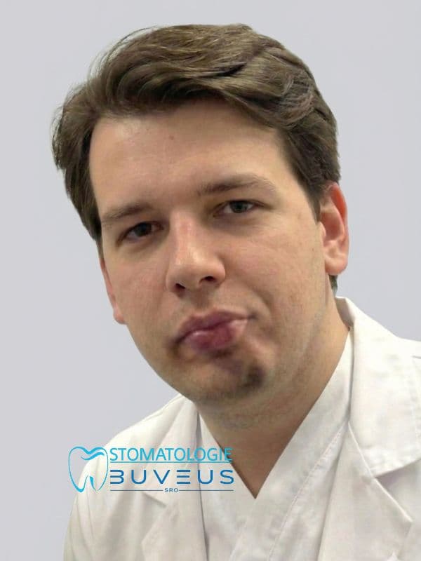 dr. Dmytro Zhuk
